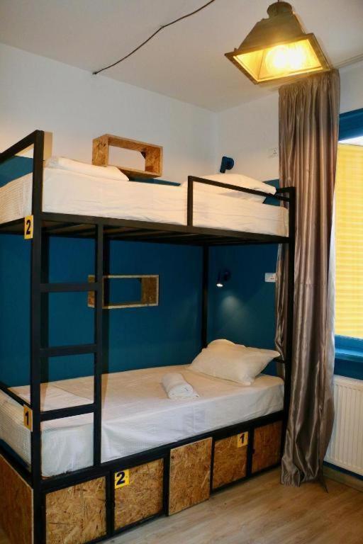 Scary Hostel Tbilisi Ngoại thất bức ảnh